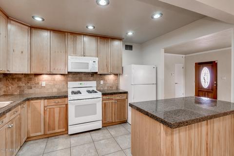 2834 Earll Dr, Phoenix, AZ 85016 photo 12