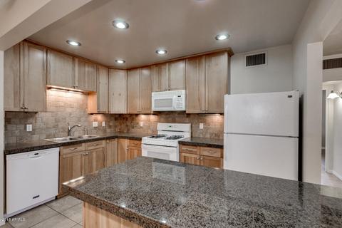 2834 Earll Dr, Phoenix, AZ 85016 photo 14
