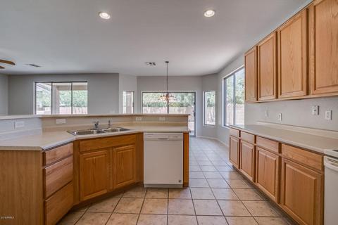 3232 E Bluebird Dr, Gilbert, AZ 85297 photo 4