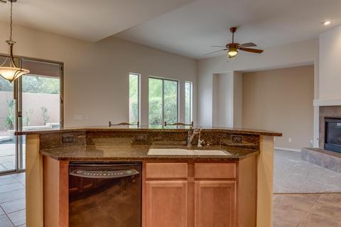 3838 E Patrick Ln, Phoenix, AZ 85050 photo 13
