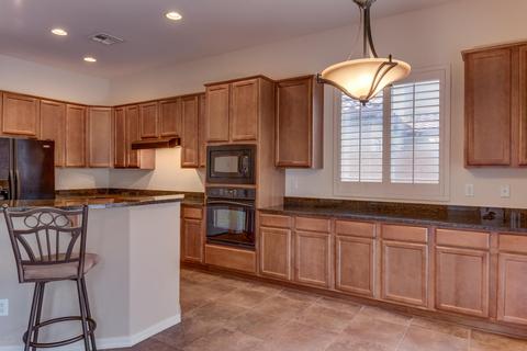 3838 E Patrick Ln, Phoenix, AZ 85050 photo 10
