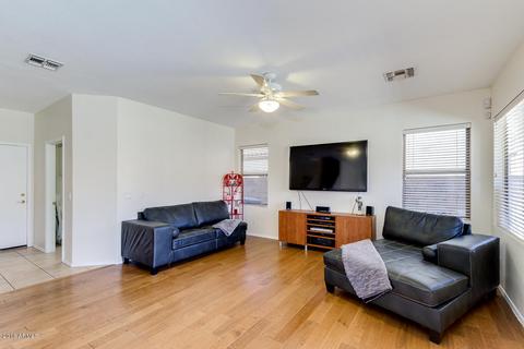 962 E San Tan Dr, Gilbert, AZ 85296 photo 3