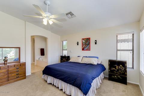 962 E San Tan Dr, Gilbert, AZ 85296 photo 4