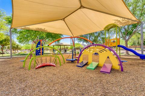962 E San Tan Dr, Gilbert, AZ 85296 photo 48