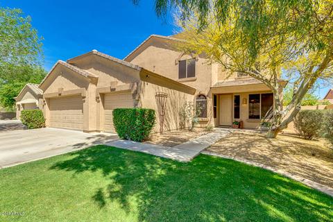 962 E San Tan Dr, Gilbert, AZ 85296 photo 1