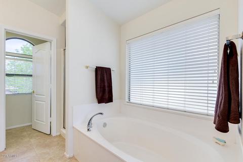 962 E San Tan Dr, Gilbert, AZ 85296 photo 25