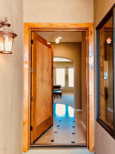 743 E Meadow Ln, Phoenix, AZ 85022 photo 2
