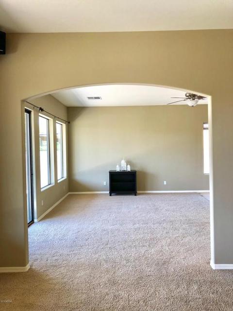 743 E Meadow Ln, Phoenix, AZ 85022 photo 5