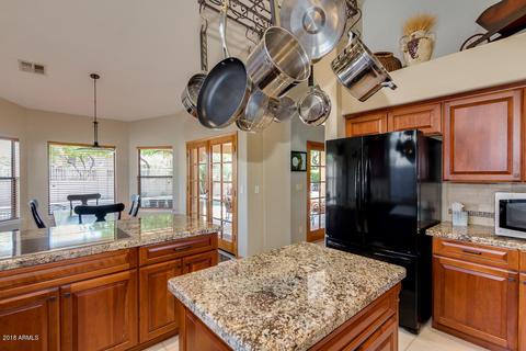 1019 W Iris Dr, Gilbert, AZ 85233 photo 12