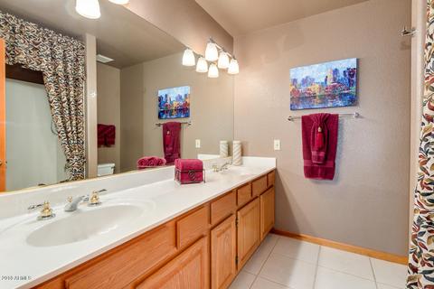 1019 W Iris Dr, Gilbert, AZ 85233 photo 22