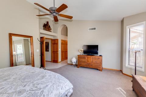 1019 W Iris Dr, Gilbert, AZ 85233 photo 17