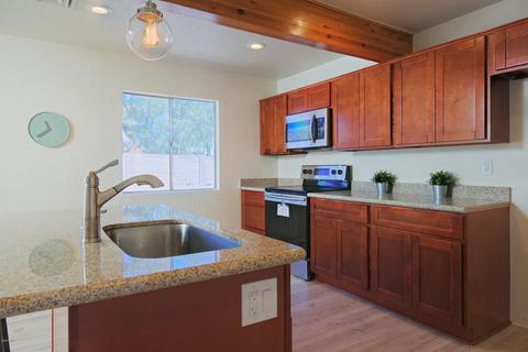 4044 E Kiowa St, Phoenix, AZ 85044 photo 3