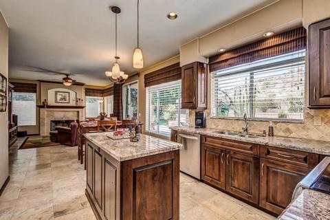 2540 E Silverwood Dr, Phoenix, AZ 85048 photo 3