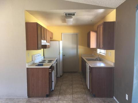 1936 Euclid Ave, Phoenix, AZ 85042 photo 2