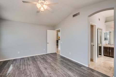 3201 E Wickieup Ln, Phoenix, AZ 85050 photo 22