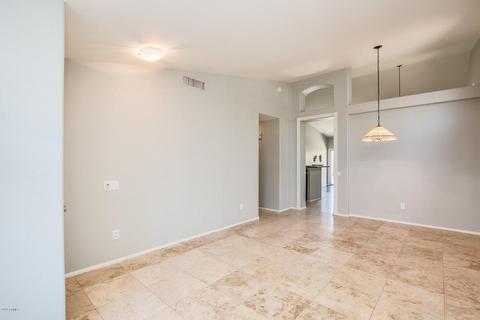 3201 E Wickieup Ln, Phoenix, AZ 85050 photo 8