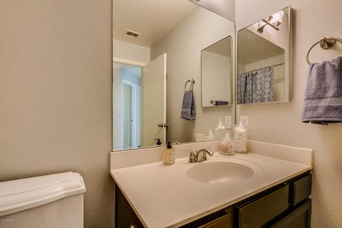 3201 E Wickieup Ln, Phoenix, AZ 85050 photo 31