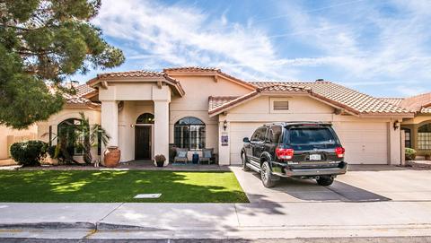 431 E Stonebridge Dr, Gilbert, AZ 85234 photo 2