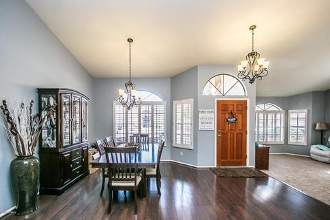 431 E Stonebridge Dr, Gilbert, AZ 85234 photo 4