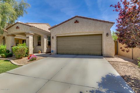 1489 S Buckaroo Trl, Gilbert, AZ 85296 photo 3
