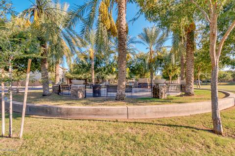 1489 S Buckaroo Trl, Gilbert, AZ 85296 photo 37