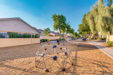 1489 S Buckaroo Trl, Gilbert, AZ 85296 photo 49
