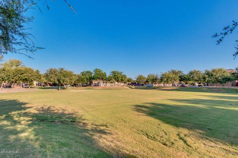 1489 S Buckaroo Trl, Gilbert, AZ 85296 photo 39