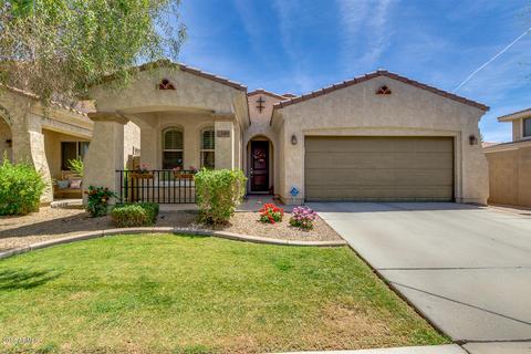 1489 S Buckaroo Trl, Gilbert, AZ 85296 photo 1
