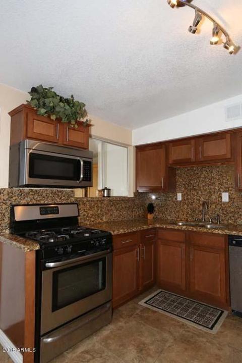 1702 E Aire Libre Ave, Phoenix, AZ 85022 photo 11