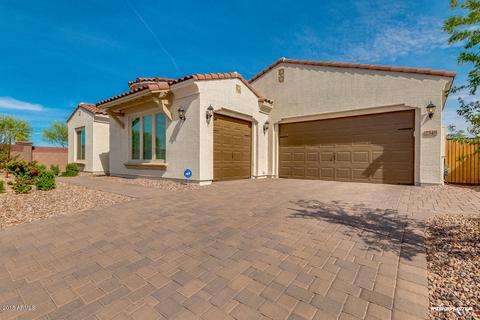 2348 E Galileo Dr, Gilbert, AZ 85298 photo 2