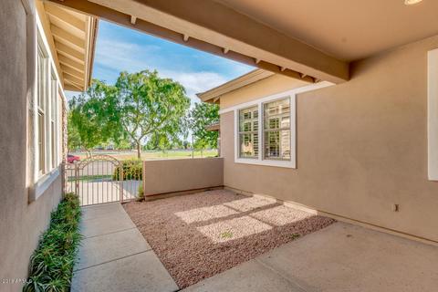 2784 E Washington Ct, Gilbert, AZ 85234 photo 8
