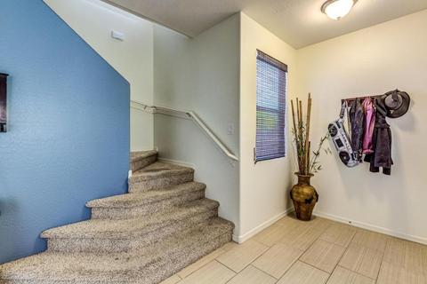 852 E Constance Way, Phoenix, AZ 85042 photo 6