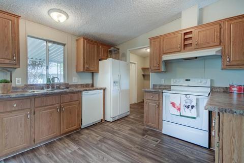 2731 W Cody St, Apache Junction, AZ 85120 photo 3