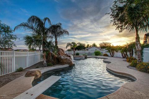 2545 E Cattle Dr, Gilbert, AZ 85297 photo 5