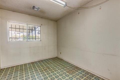4226 W Echo Ln, Phoenix, AZ 85051 photo 14