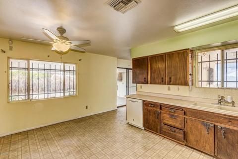4226 W Echo Ln, Phoenix, AZ 85051 photo 21
