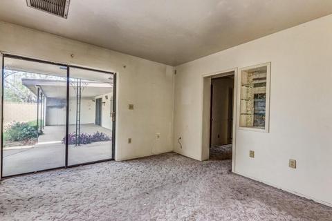 4226 W Echo Ln, Phoenix, AZ 85051 photo 8