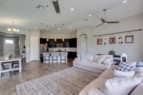 10409 E Durant Dr, Mesa, AZ 85212 photo 2