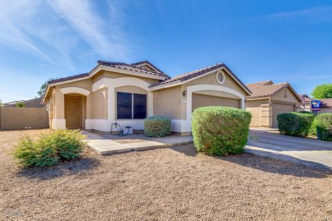 654 S Hazel Ct, Gilbert, AZ 85296 photo 2