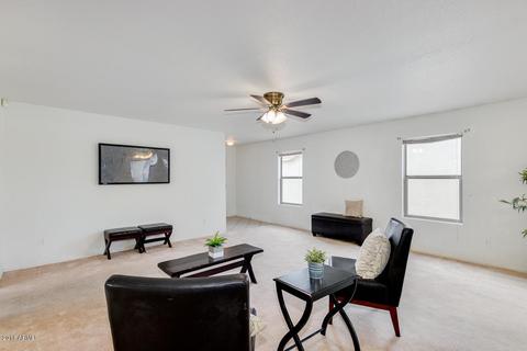 654 S Hazel Ct, Gilbert, AZ 85296 photo 3