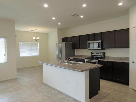 2445 E Tamarisk Ave, Phoenix, AZ 85040 photo 5