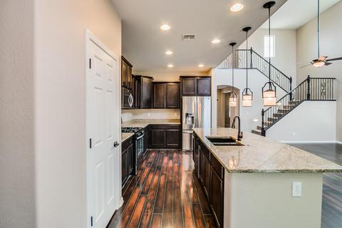 3048 E Santa Fe Ln, Gilbert, AZ 85297 photo 7