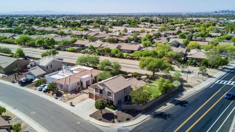 1544 E Desert Ln, Phoenix, AZ 85042 photo 7