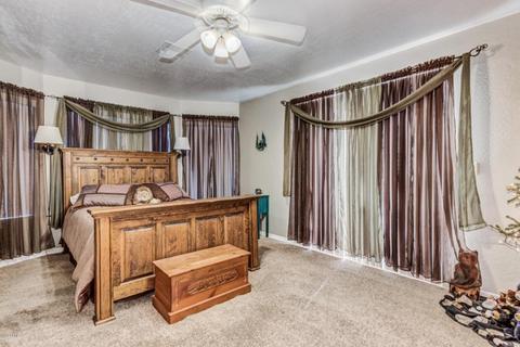 1544 E Desert Ln, Phoenix, AZ 85042 photo 32