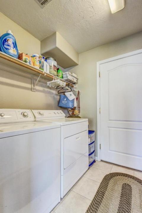 1544 E Desert Ln, Phoenix, AZ 85042 photo 24