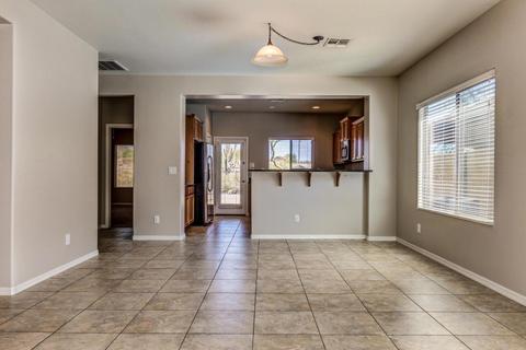 27723 N 18th Dr, Phoenix, AZ 85085 photo 9