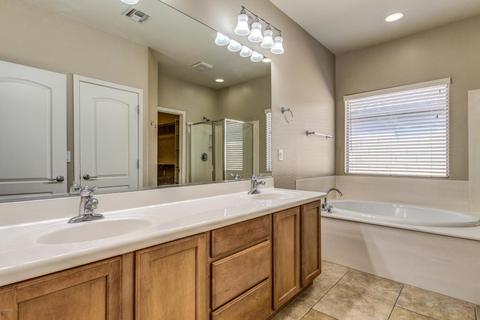27723 N 18th Dr, Phoenix, AZ 85085 photo 16