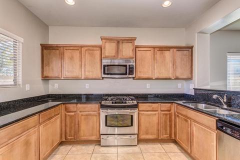 27723 N 18th Dr, Phoenix, AZ 85085 photo 11