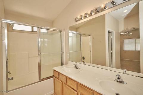 3992 E Timberline Rd, Gilbert, AZ 85297 photo 17