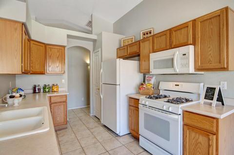 3026 E Captain Dreyfus Ave, Phoenix, AZ 85032 photo 7
